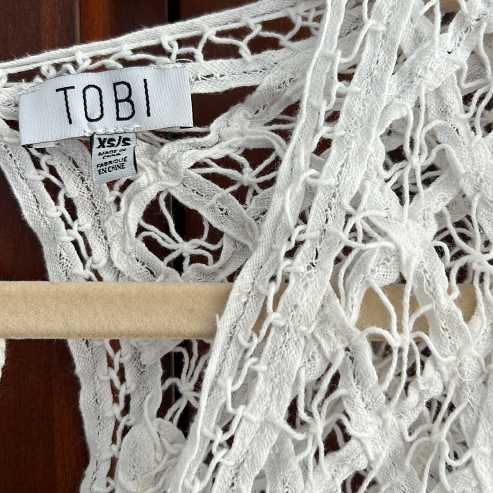 Tobi white lace crop top- size XS/S - Picture 6 of 6